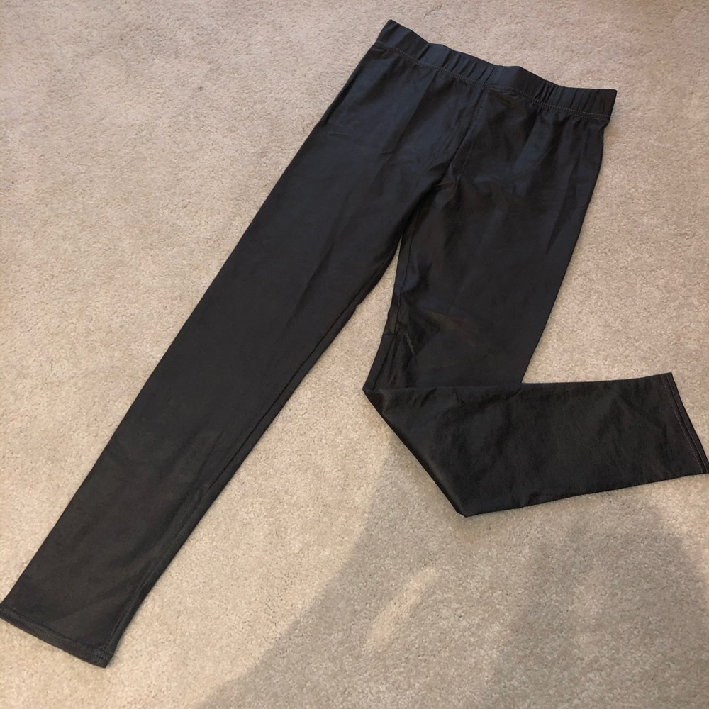 Gray Silver Cropped Leggings